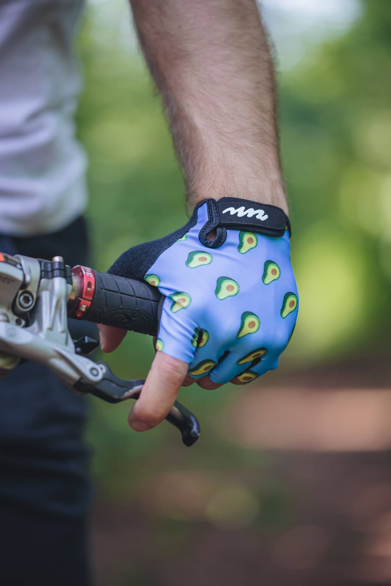 handschuhe am fahrradlenker MTB Handschuhe | dünne und bunte